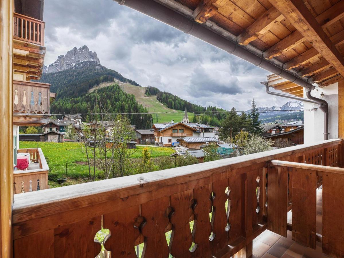 Ferienwohnung Ciasa Lino Aloch Pozza di Fassa Exterior foto